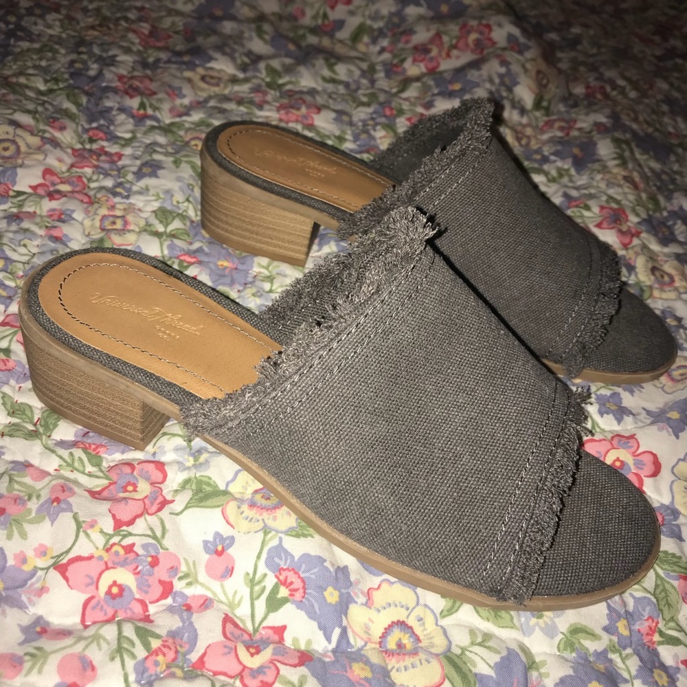 Fringe slide on sandals